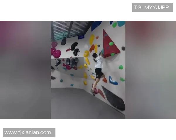 武汉攀岩队的默契配合与团队精神探讨聚焦攀岩运动的魅力与挑战